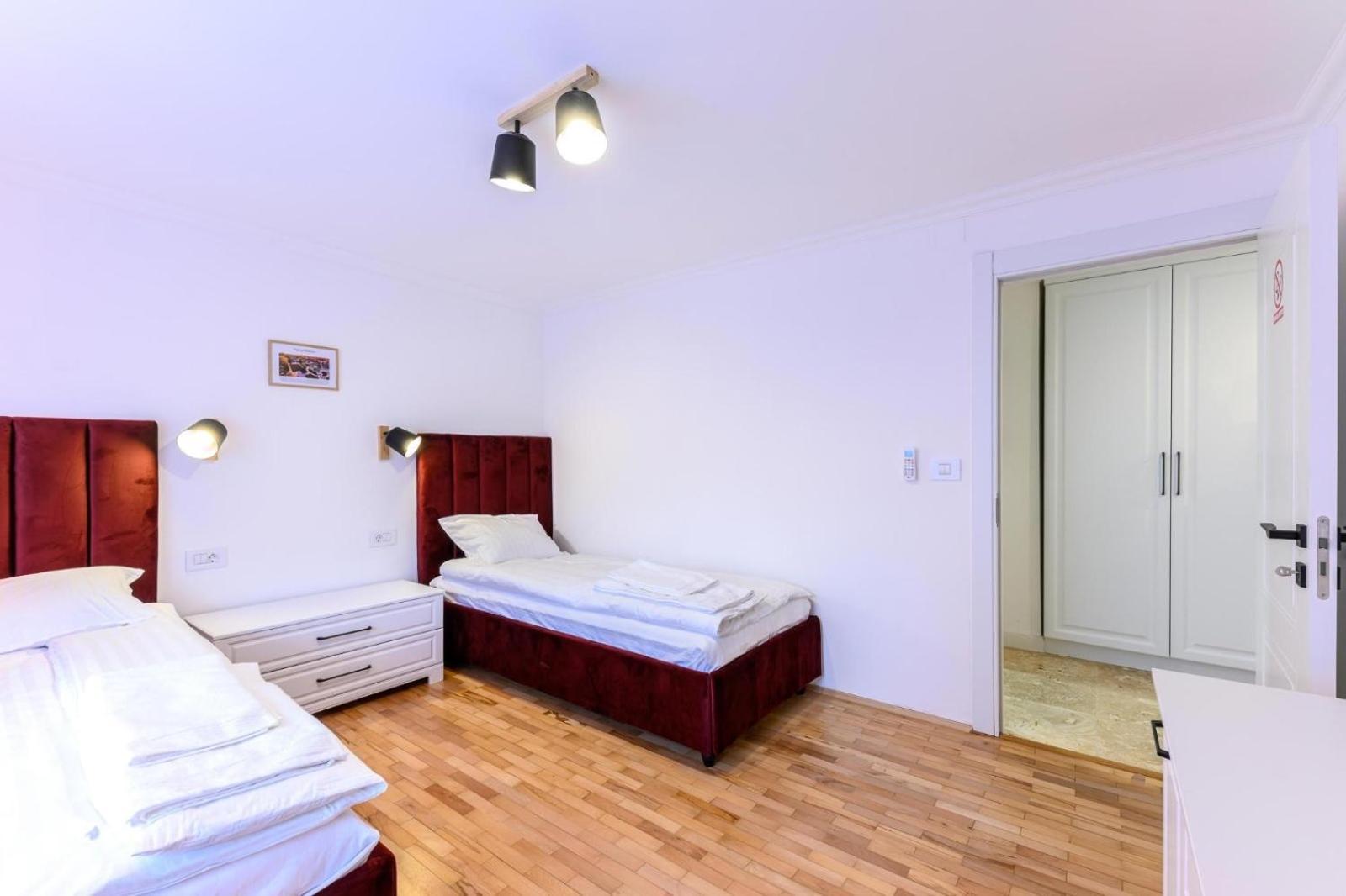 Five Stars Apartment Timişoara Buitenkant foto