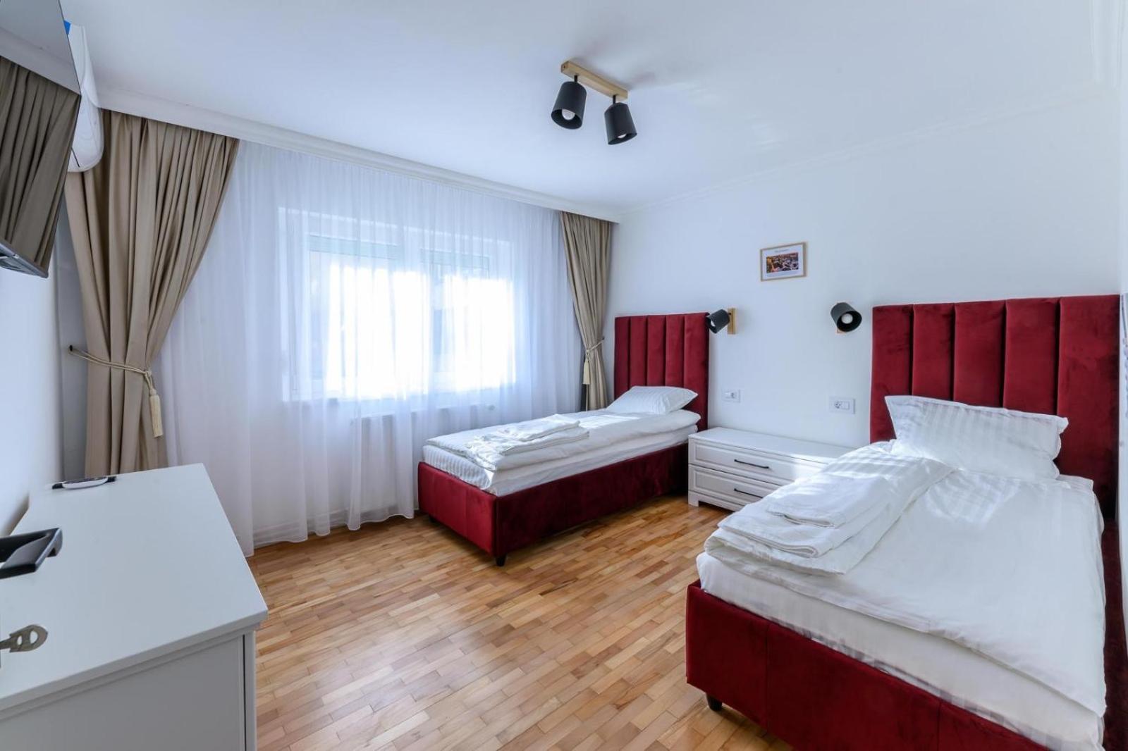 Five Stars Apartment Timişoara Buitenkant foto