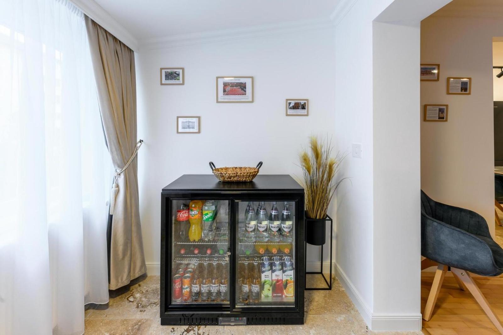 Five Stars Apartment Timişoara Buitenkant foto